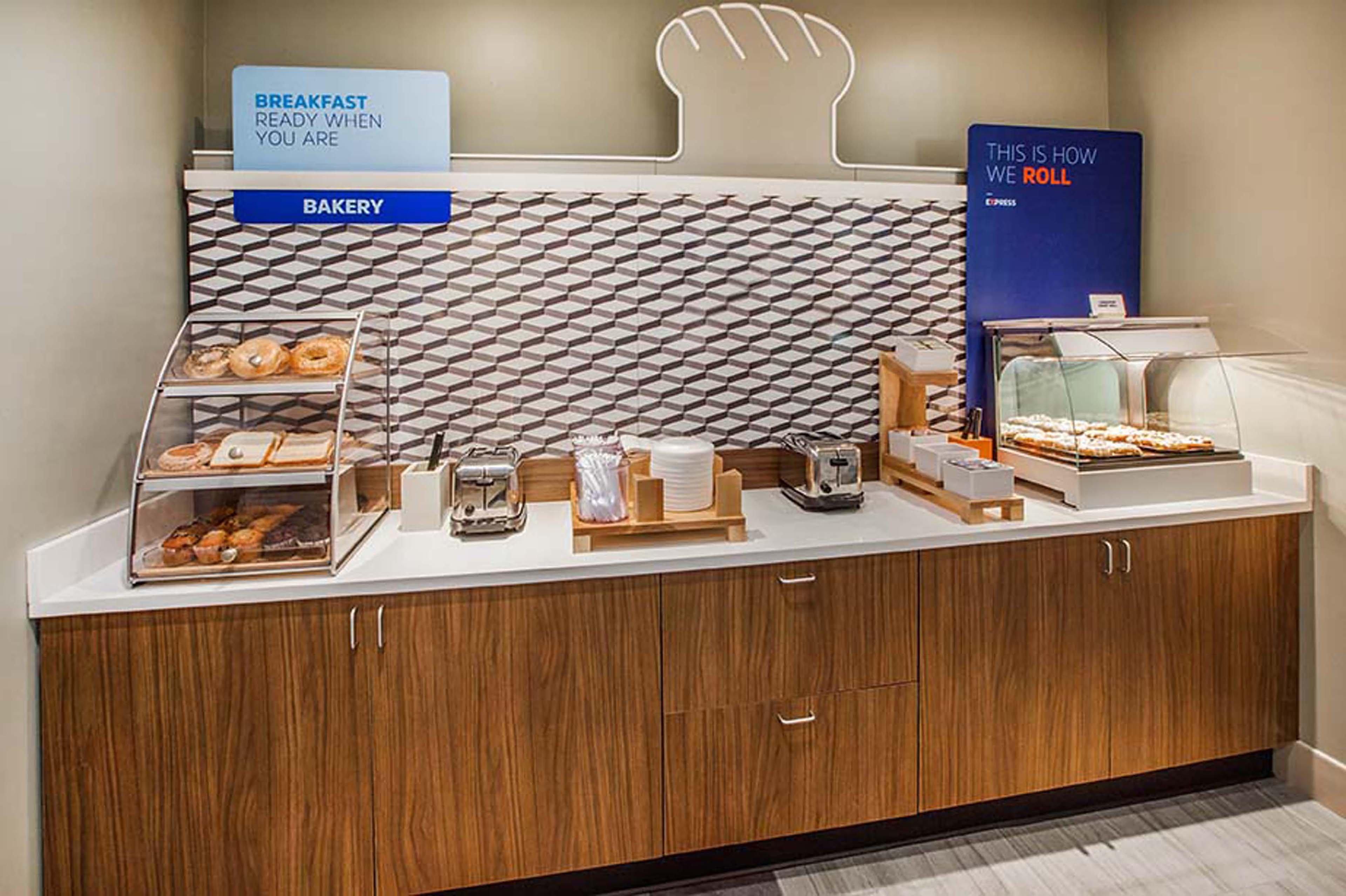 Holiday Inn Express Hotel & Suites Sedalia By Ihg Exteriör bild