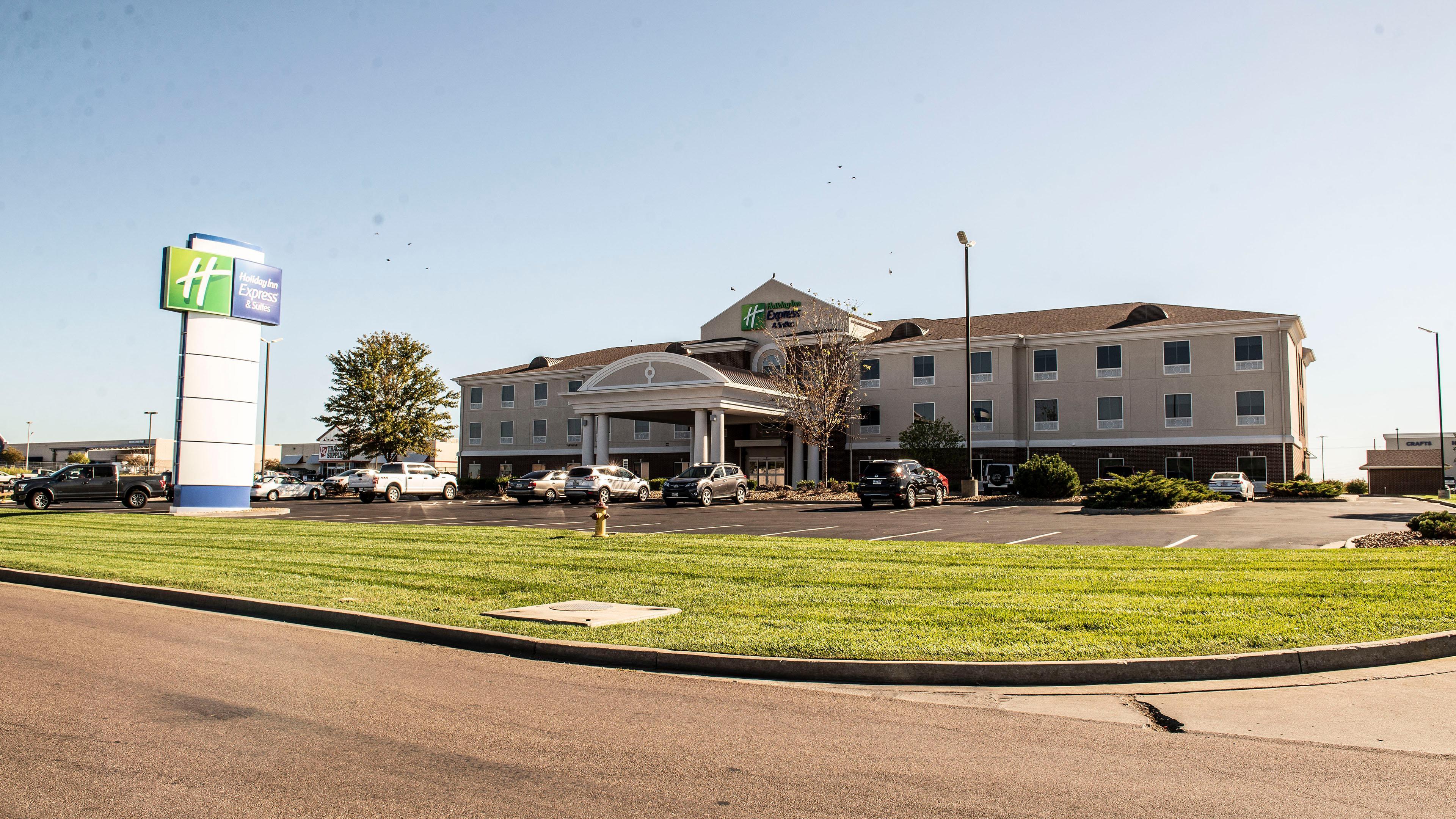 Holiday Inn Express Hotel & Suites Sedalia By Ihg Exteriör bild